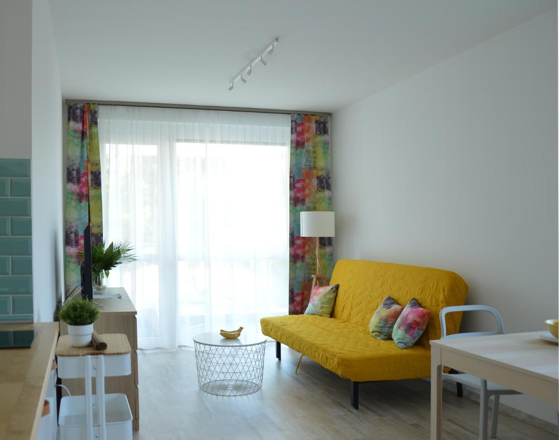 Inn Lelle Balatonlelle Luaran gambar